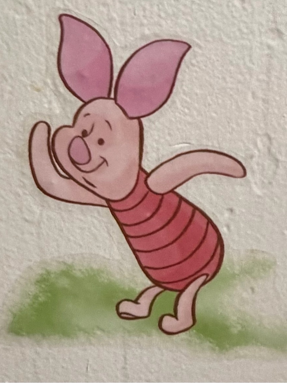 4.5”-tall, 4.5”-wide Used Vinyl Stick-&-Peel Piglet Wall Decal